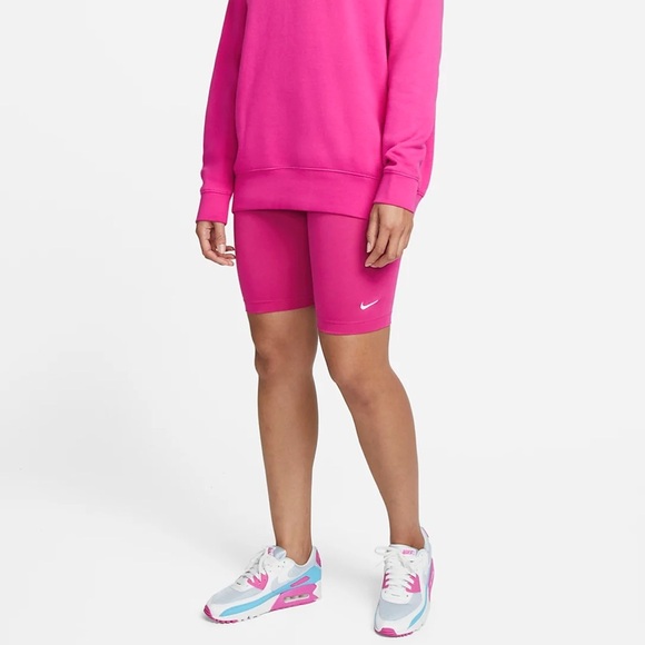 Nike Sportswear Essential
Women's Mid-Rise 10" Biker Shorts
Hot Pink XS - Picture 1 of 4